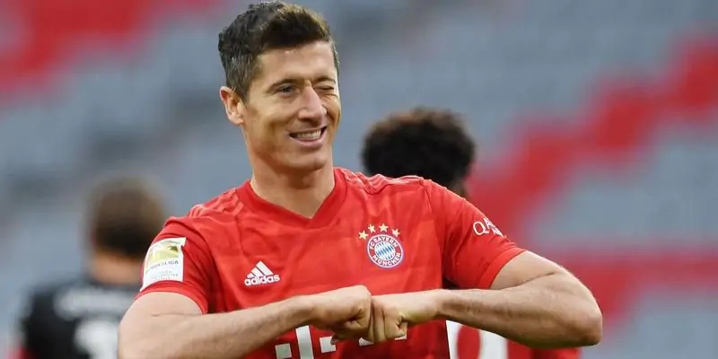 Robert Lewandowski - Cầu thủ tiền đạo cường tráng nhất Ba Lan 