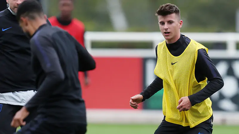 Kiểu tóc Mason Mount Short Quiff trẻ trung và cá tính